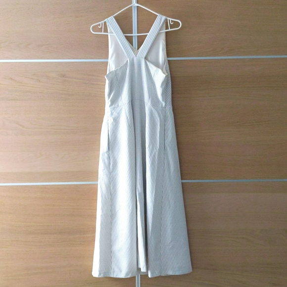 Banana Republic, white pin stripe dress, size 6 - Picture 2 of 5
